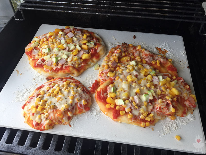 12+ Pizza Auf Dem Grill Mit Pizzastein Rezept - Rezeptideen