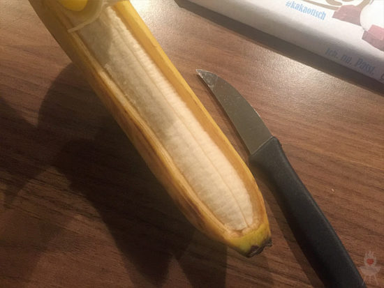 Schokobanane vom Grill aufgeschnitten