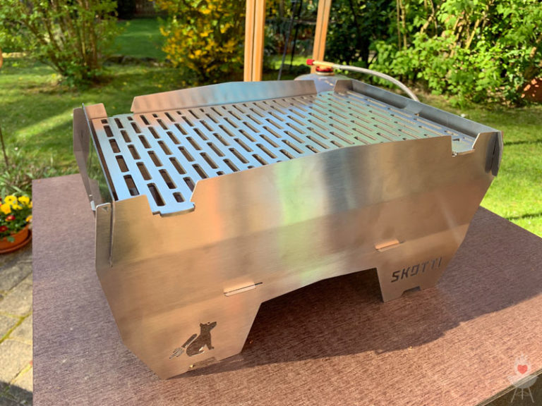 SkottiGrill Alles Infos zum kompakten Gasgrill › Feuer, Glut und