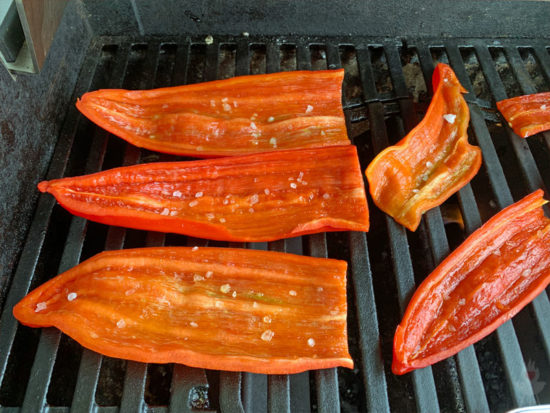 Spitzpaprika auf dem Grill